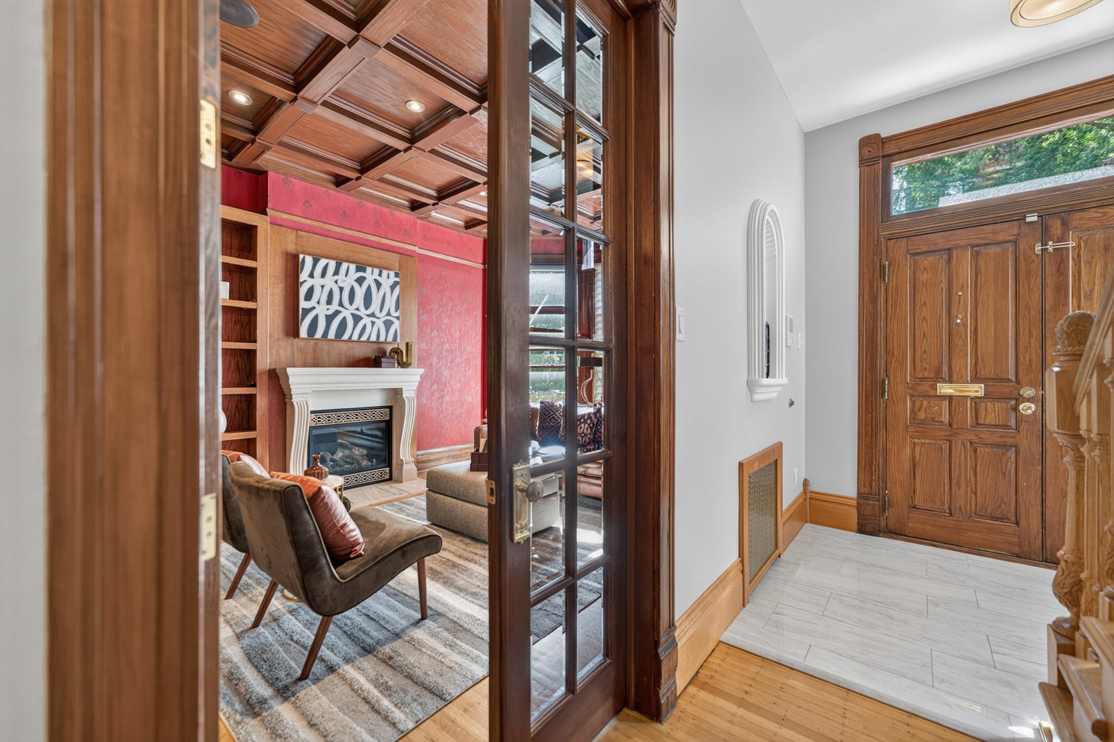 634 W Briar Place