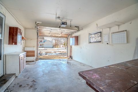 Tiny photo for 307 Hill Avenue, North Aurora, IL 60542 (MLS # 12534455)