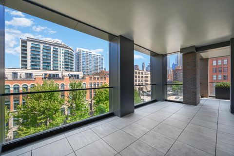 Tiny photo for 351 W Huron Street #4, Chicago, IL 60654 (MLS # 12494219)