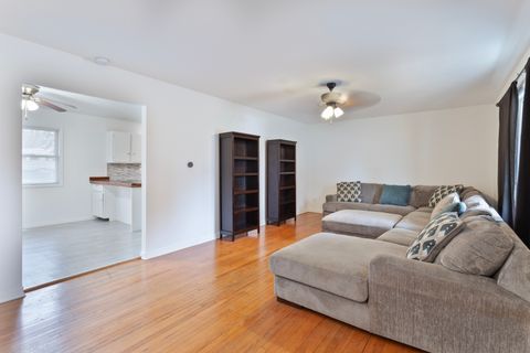 Tiny photo for 1105 Somerset Mall, McHenry, IL 60050 (MLS # 12575891)