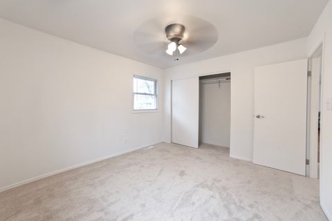 Tiny photo for 1105 Somerset Mall, McHenry, IL 60050 (MLS # 12575891)