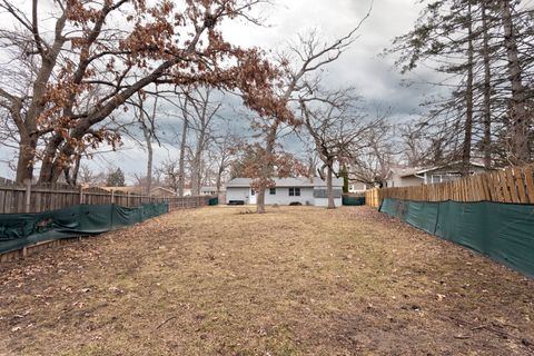 Tiny photo for 1105 Somerset Mall, McHenry, IL 60050 (MLS # 12575891)