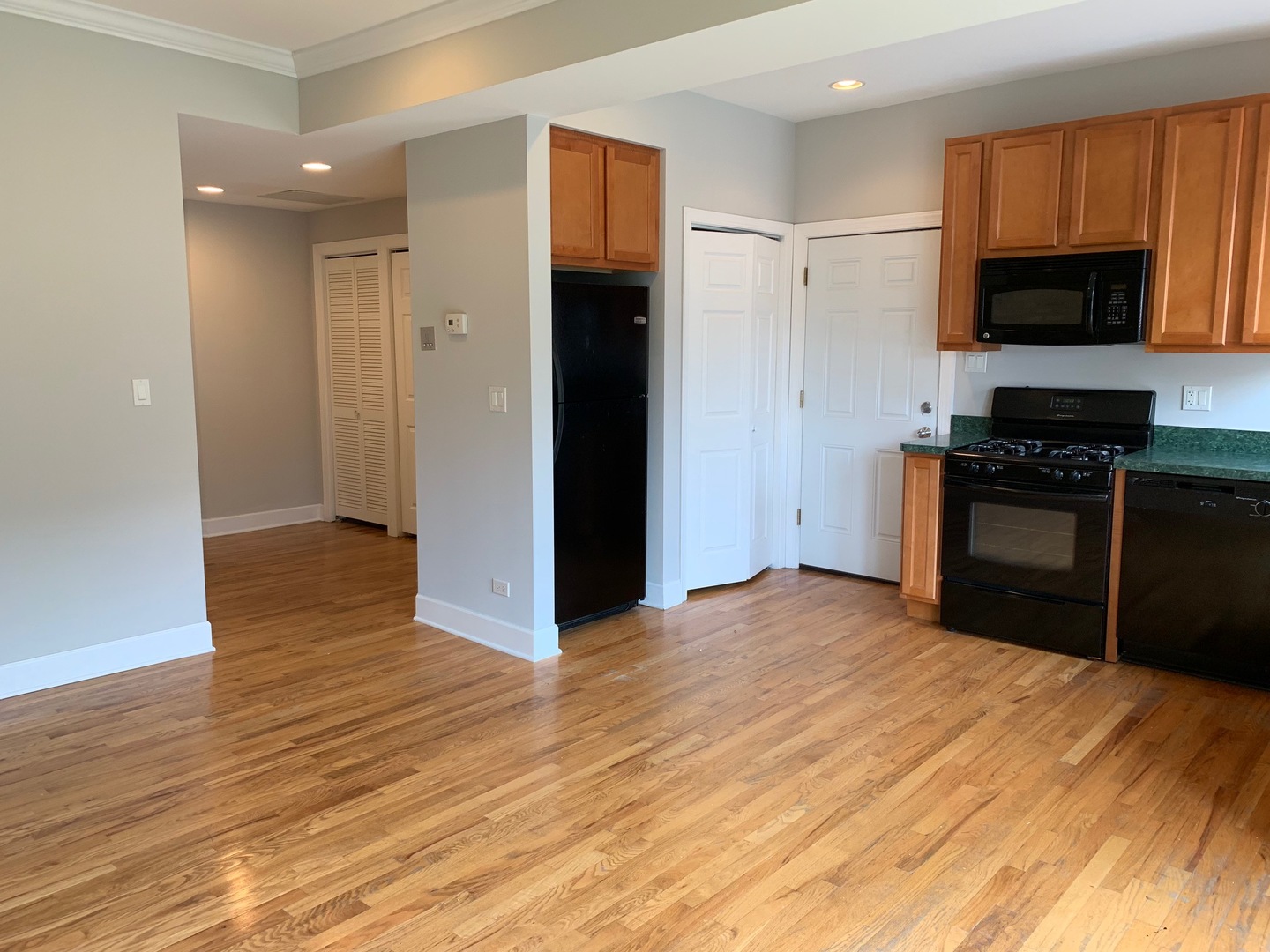 2303 W Granville Avenue 2