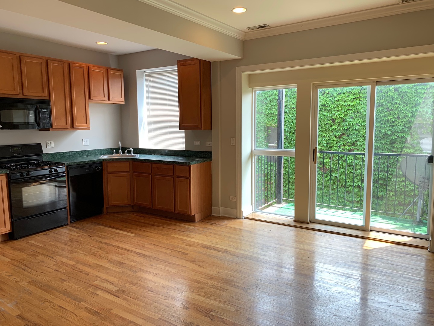 2303 W Granville Avenue 2