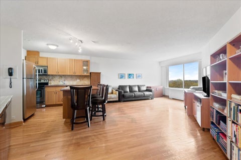 Tiny photo for 6833 N Kedzie Avenue #809, Chicago, IL 60645 (MLS # 12786977)