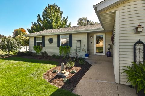 Tiny photo for 6385 Prairie Flower, Roscoe, IL 61073 (MLS # 12492685)