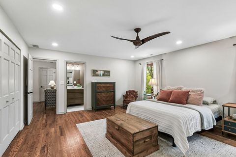 Tiny photo for 14942 W Rockland Road, Libertyville, IL 60048 (MLS # 12623352)
