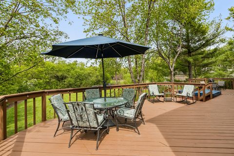 Tiny photo for 14942 W Rockland Road, Libertyville, IL 60048 (MLS # 12623352)