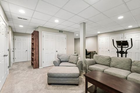 Tiny photo for 14942 W Rockland Road, Libertyville, IL 60048 (MLS # 12623352)
