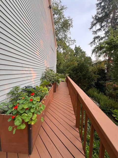 Tiny photo for 14942 W Rockland Road, Libertyville, IL 60048 (MLS # 12623352)