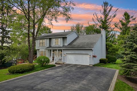 Photo of 14942 W Rockland Road, Libertyville, IL 60048 (MLS # 12623352)