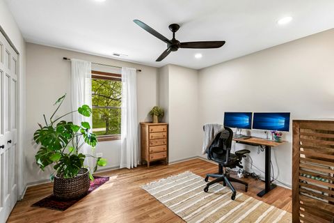 Tiny photo for 14942 W Rockland Road, Libertyville, IL 60048 (MLS # 12623352)