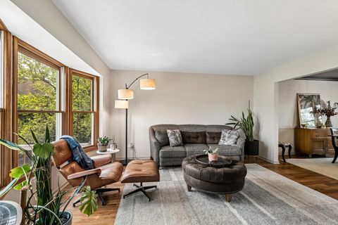 Tiny photo for 14942 W Rockland Road, Libertyville, IL 60048 (MLS # 12623352)