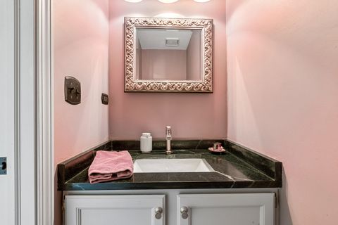 Tiny photo for 14942 W Rockland Road, Libertyville, IL 60048 (MLS # 12623352)