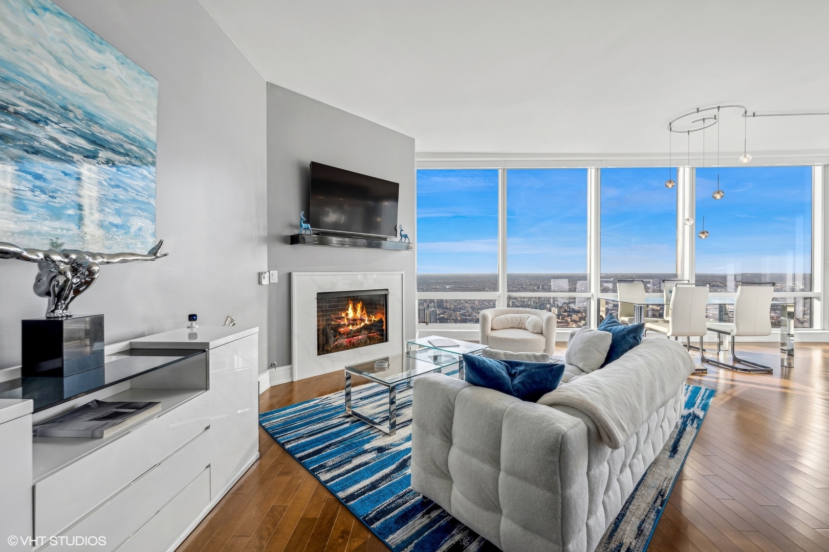 401 N Wabash Avenue 70D