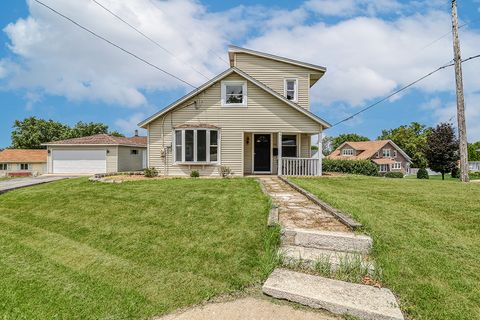 Photo of 521 Mccarthy Road, Lemont, IL 60439 (MLS # 12685724)