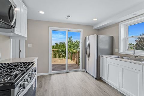 Tiny photo for 521 Mccarthy Road, Lemont, IL 60439 (MLS # 12685724)