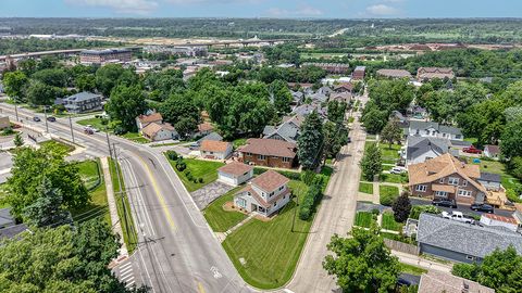 Tiny photo for 521 Mccarthy Road, Lemont, IL 60439 (MLS # 12685724)
