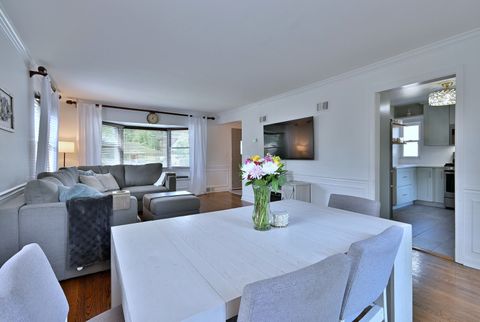 Tiny photo for 593 S Edgewood Avenue, Elmhurst, IL 60126 (MLS # 12498967)