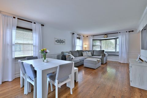 Tiny photo for 593 S Edgewood Avenue, Elmhurst, IL 60126 (MLS # 12498967)