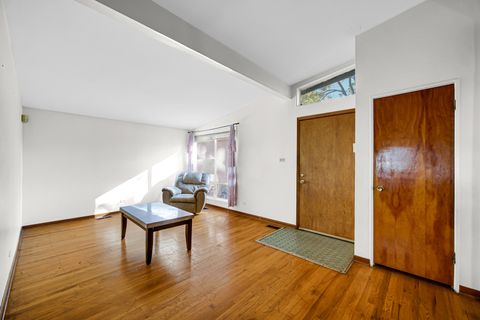 Tiny photo for 714 W Pleasant Street, Villa Park, IL 60181 (MLS # 12508845)