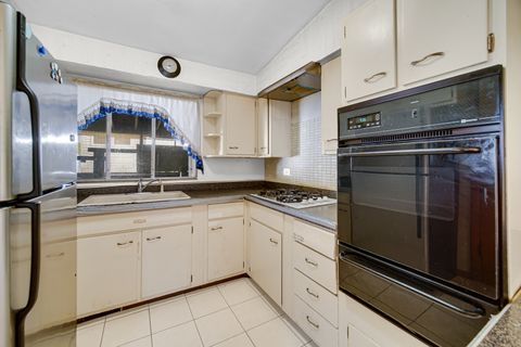 Tiny photo for 714 W Pleasant Street, Villa Park, IL 60181 (MLS # 12508845)