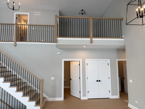 Tiny photo for 1236 PRAIRIE Lane #5-B, Lemont, IL 60439 (MLS # 12494275)