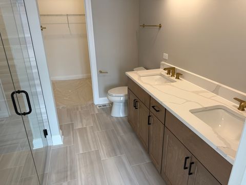 Tiny photo for 1236 PRAIRIE Lane #5-B, Lemont, IL 60439 (MLS # 12494275)