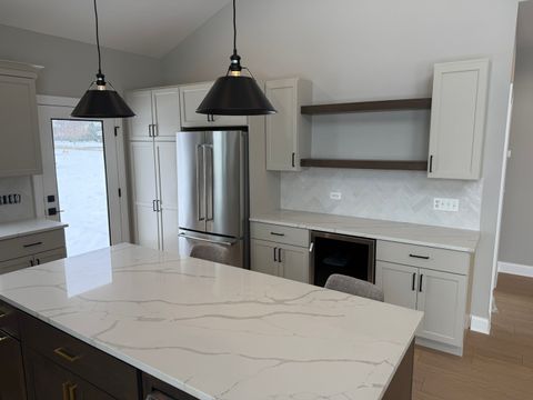 Tiny photo for 1236 PRAIRIE Lane #5-B, Lemont, IL 60439 (MLS # 12494275)