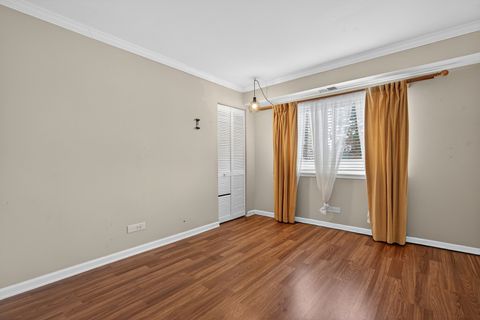 Tiny photo for 700 PERRIE Drive #207, Elk Grove Village, IL 60007 (MLS # 12554743)