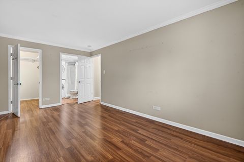 Tiny photo for 700 PERRIE Drive #207, Elk Grove Village, IL 60007 (MLS # 12554743)