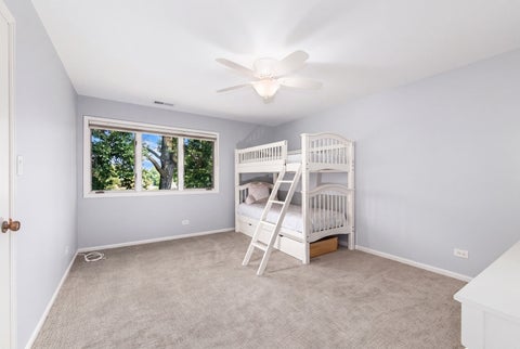 Tiny photo for 120 Boardwalk Place #120, Park Ridge, IL 60068 (MLS # 12683547)