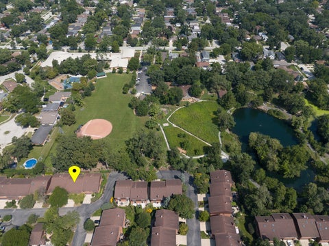 Tiny photo for 120 Boardwalk Place #120, Park Ridge, IL 60068 (MLS # 12683547)