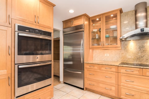 Tiny photo for 120 Boardwalk Place #120, Park Ridge, IL 60068 (MLS # 12683547)