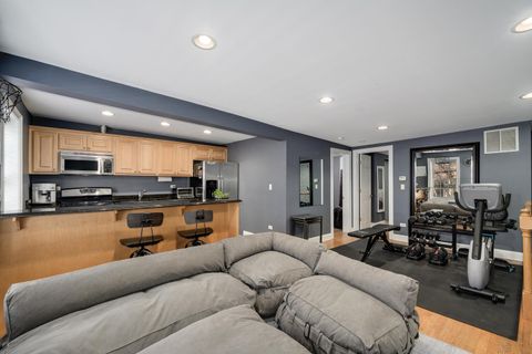 Tiny photo for 1938 N Hudson Avenue, Chicago, IL 60614 (MLS # 12558221)