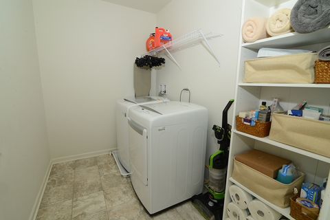 Tiny photo for 533 Town Center Boulevard, Gilberts, IL 60136 (MLS # 12475873)