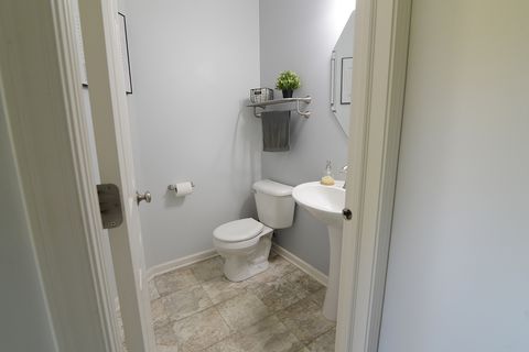 Tiny photo for 533 Town Center Boulevard, Gilberts, IL 60136 (MLS # 12475873)