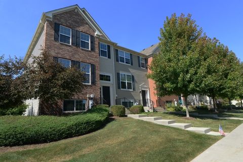 Tiny photo for 533 Town Center Boulevard, Gilberts, IL 60136 (MLS # 12475873)