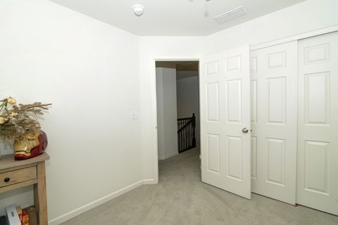 Tiny photo for 533 Town Center Boulevard, Gilberts, IL 60136 (MLS # 12475873)