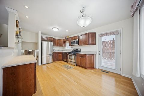 Tiny photo for 2901 Wall Avenue, Waukegan, IL 60087 (MLS # 12544416)