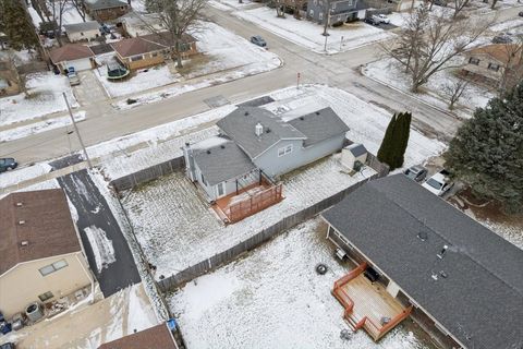 Tiny photo for 2901 Wall Avenue, Waukegan, IL 60087 (MLS # 12544416)