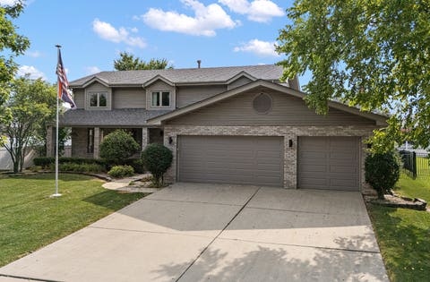 Photo of 1028 Kylemore Court, Lockport, IL 60441 (MLS # 12709601)
