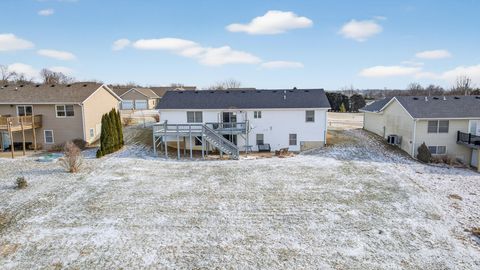 Tiny photo for 2712 N 13th Street, Clinton, IA 52732 (MLS # 12552833)