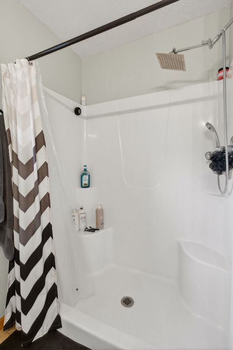 Tiny photo for 2712 N 13th Street, Clinton, IA 52732 (MLS # 12552833)