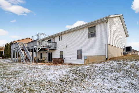 Tiny photo for 2712 N 13th Street, Clinton, IA 52732 (MLS # 12552833)