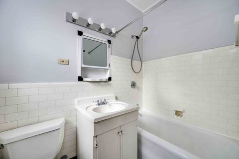 Tiny photo for 509 W ALDINE Avenue #2D, Chicago, IL 60657 (MLS # 12434357)