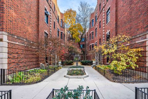 Tiny photo for 509 W ALDINE Avenue #2D, Chicago, IL 60657 (MLS # 12434357)