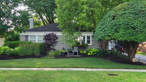 Photo of 737 Deerpath Drive, Deerfield, IL 60015 (MLS # 12635233)
