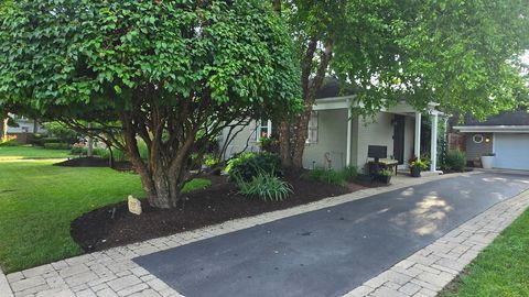 Tiny photo for 737 Deerpath Drive, Deerfield, IL 60015 (MLS # 12635233)