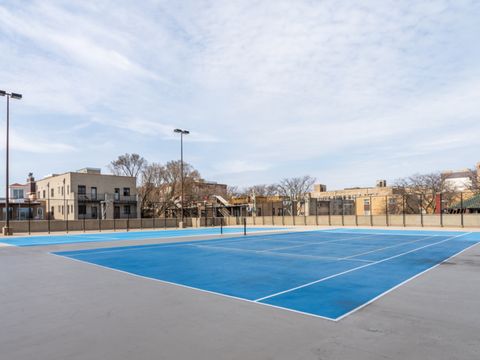Tiny photo for 5320 N Sheridan Road #1810, Chicago, IL 60640 (MLS # 12493692)